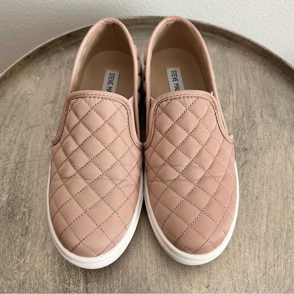 Steve Madden Blush Quilted Slip-On Sneakers Size 6.5